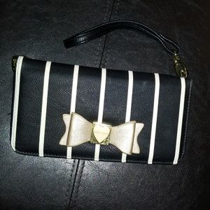 Betsey Johnson wallet